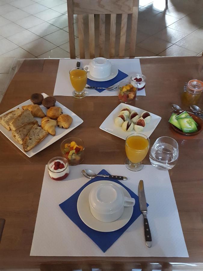 Bed and Breakfast Chez Alexandra Louchats Exterior foto
